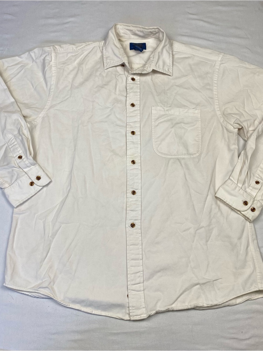 Classic Men's White Cotton Button-Up Shirt - Casual Long Sleeve